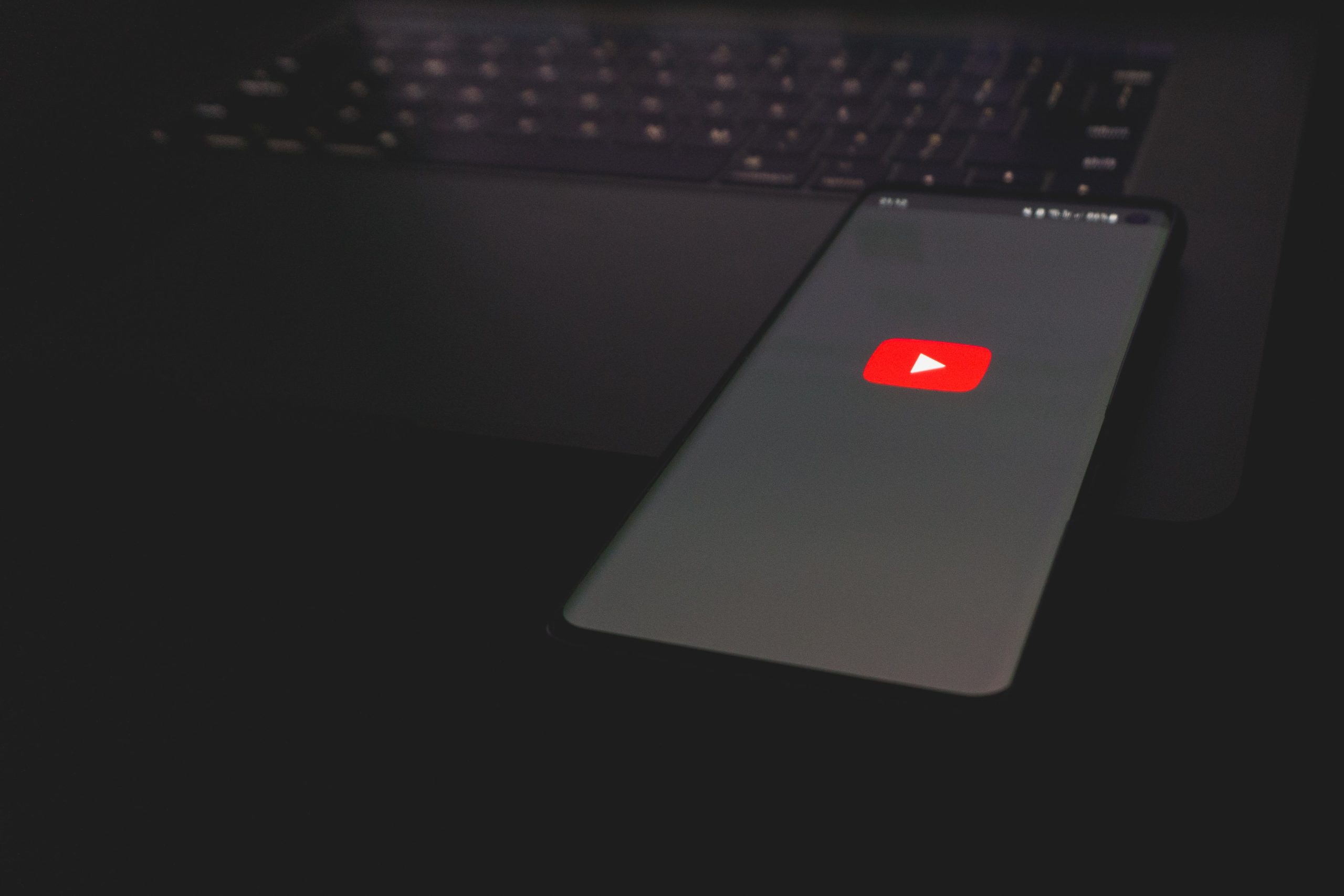 YouTube to Add Smart Search and Recommendations with AI Technology