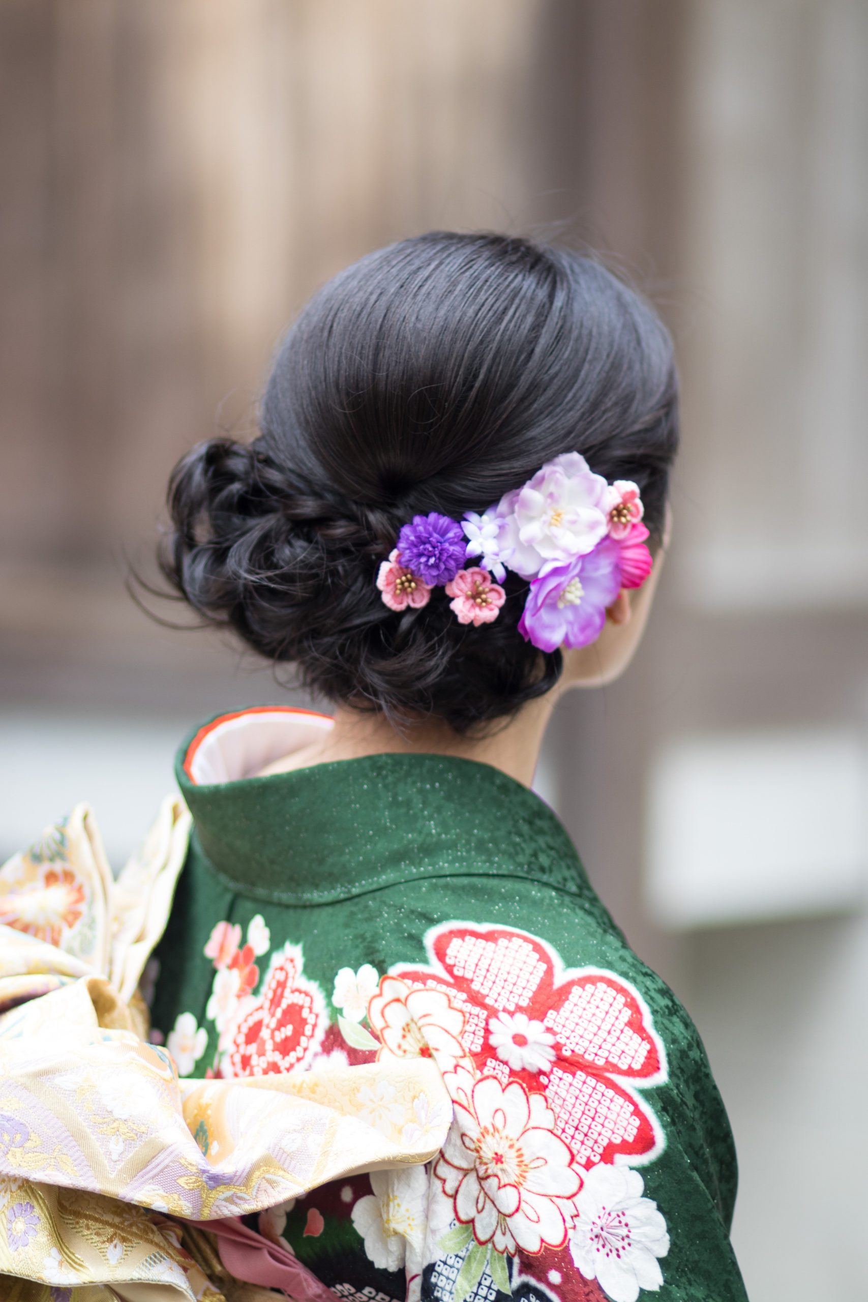 From Headbands to Scrunchies: The Top Hair Accessories for Easy Hairstyling