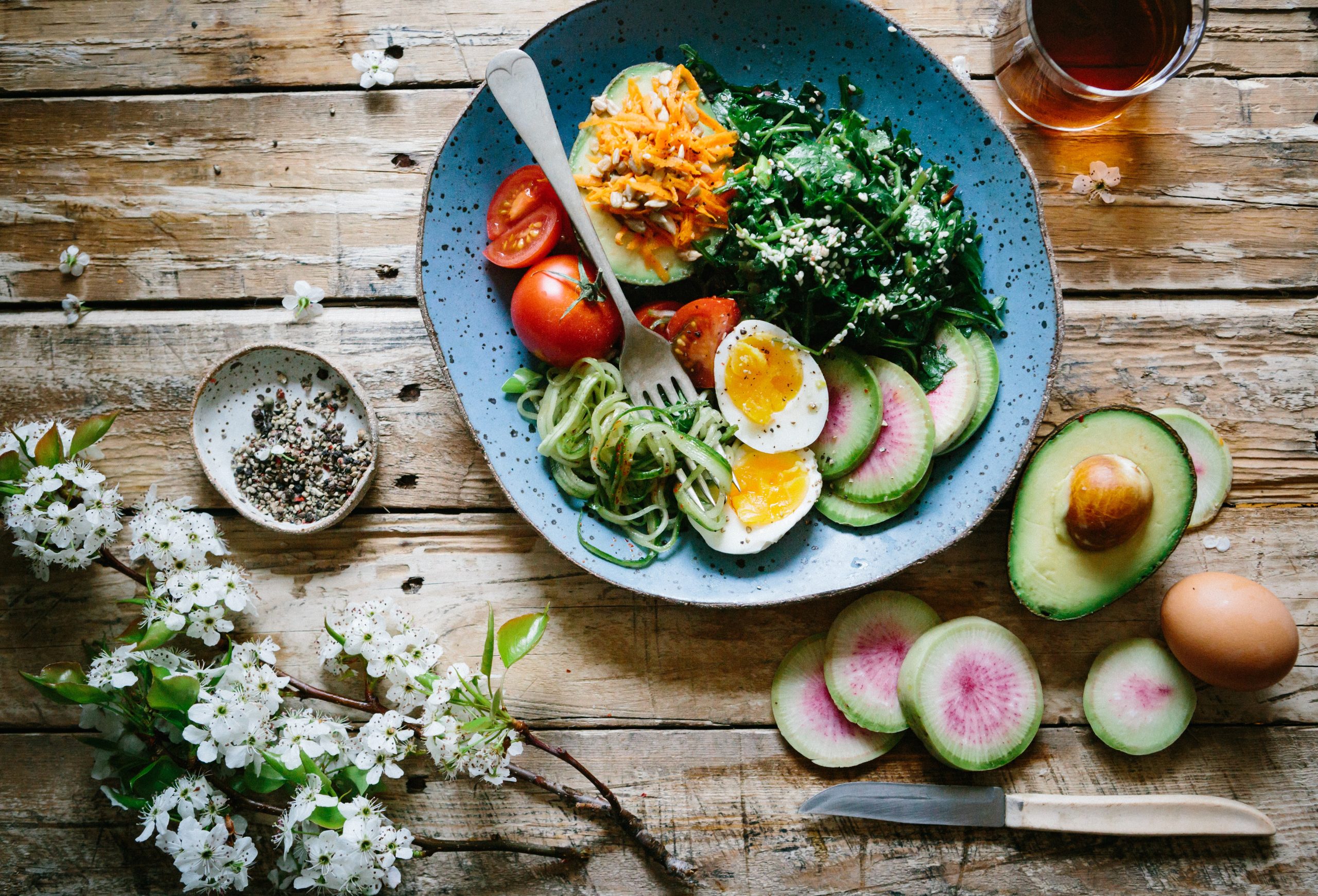 The Healthy Plate: Navigating Nutrition and Making Smart Food Choices