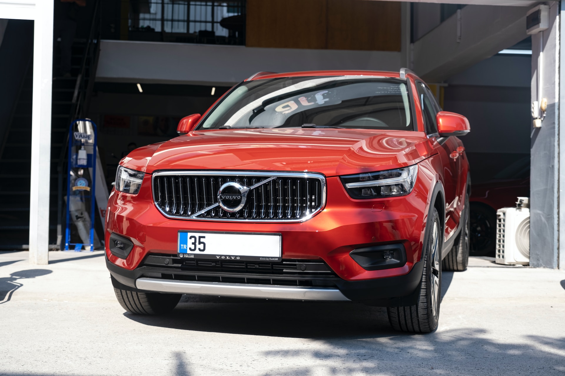 Embrace Sustainability and Style with the Volvo XC40 Recharge P8