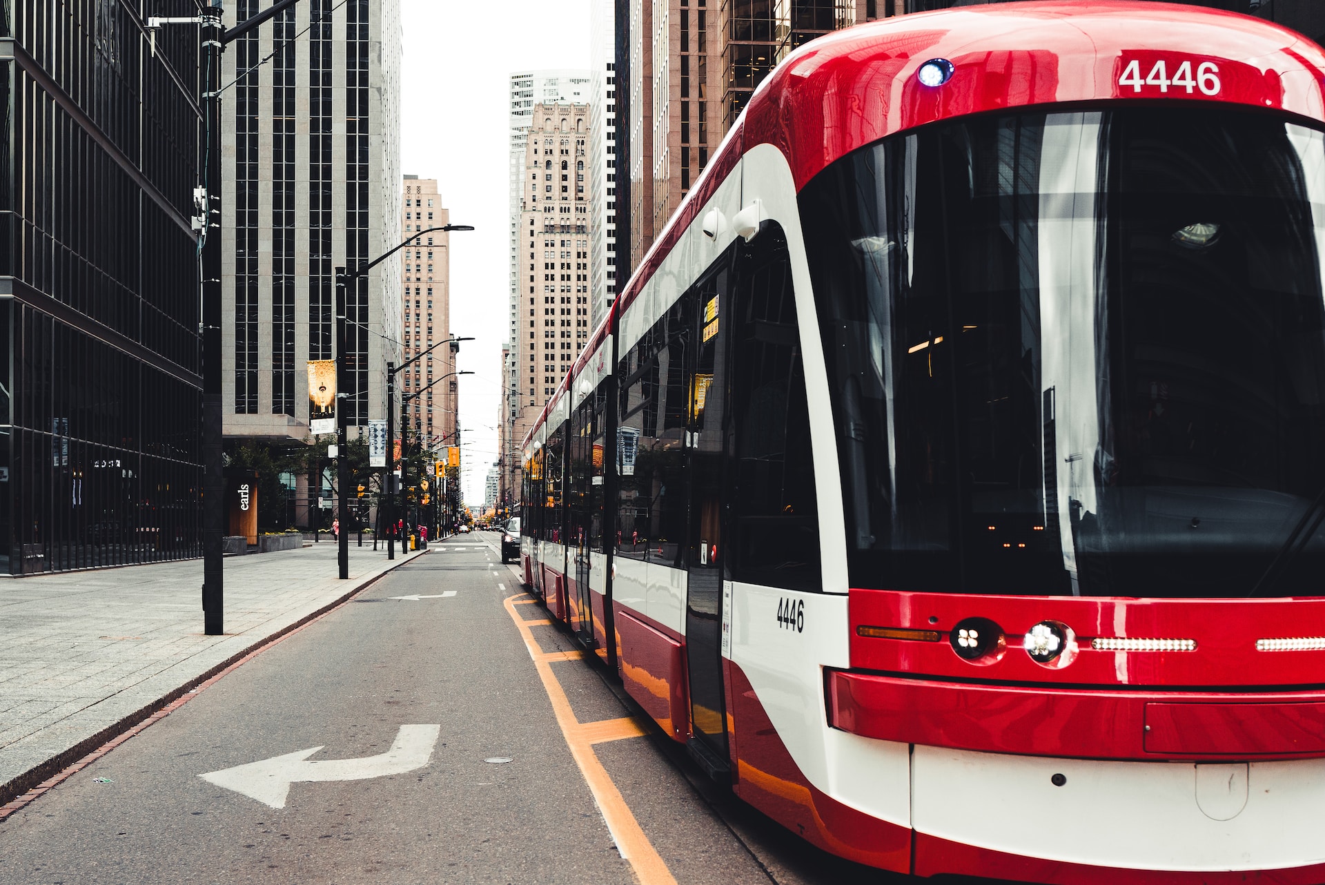 Breaking Barriers: Colombia’s Women-Led Electric Buses Revolutionize Bogotá’s Public Transportation