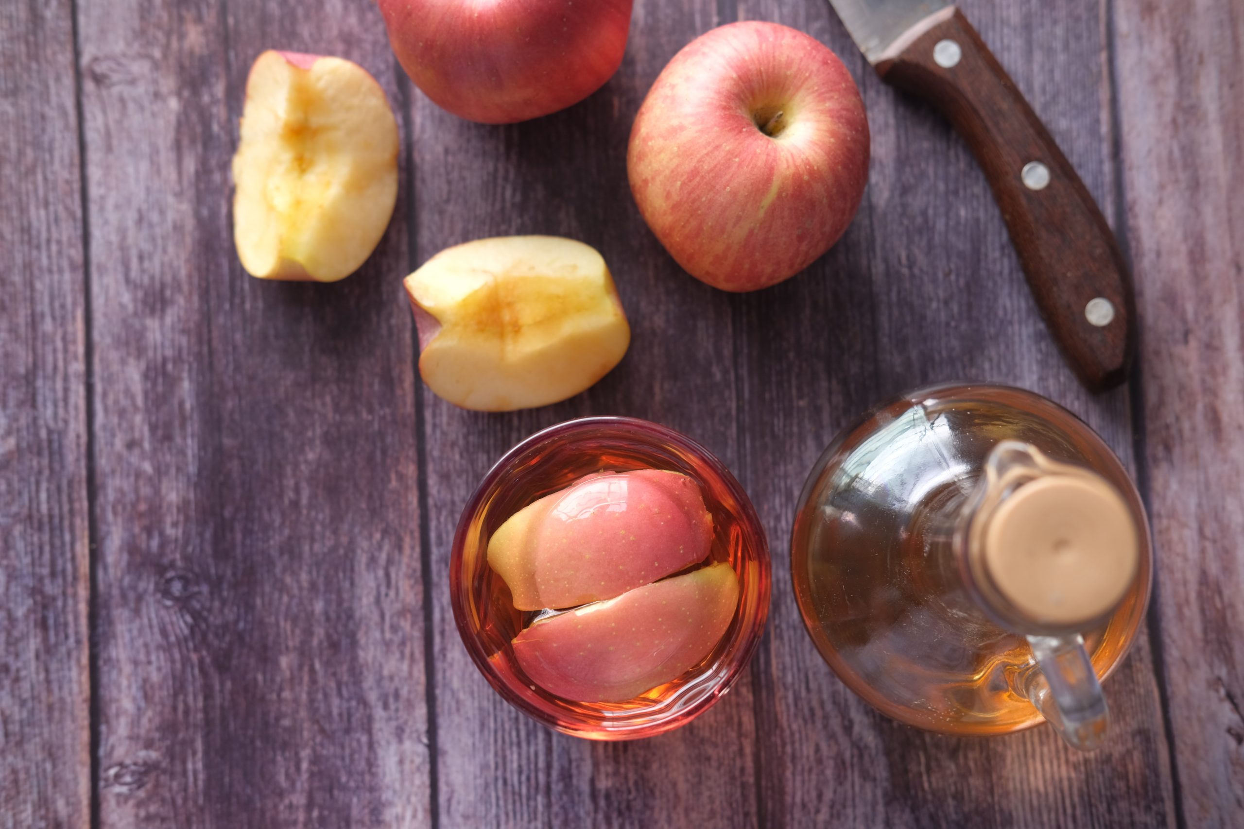 The Magic of Apple Cider Vinegar: How it Aids in Weight Loss