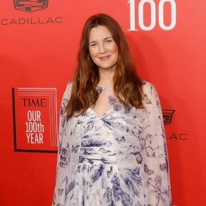 Drew Barrymore Hosts National Book Awards