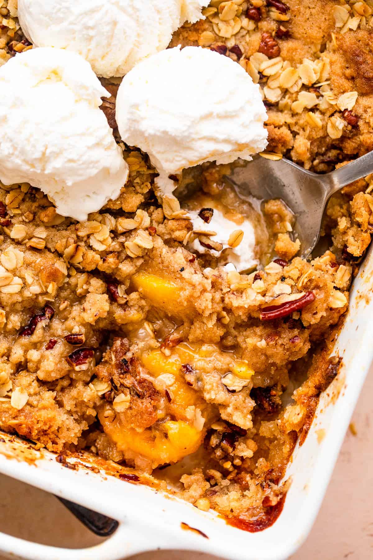 Irresistible Buttery Peach Crisp Recipe for Dessert Delight