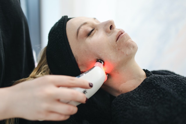 7 Cons of Facial Hair Laser Removal You Should Consider