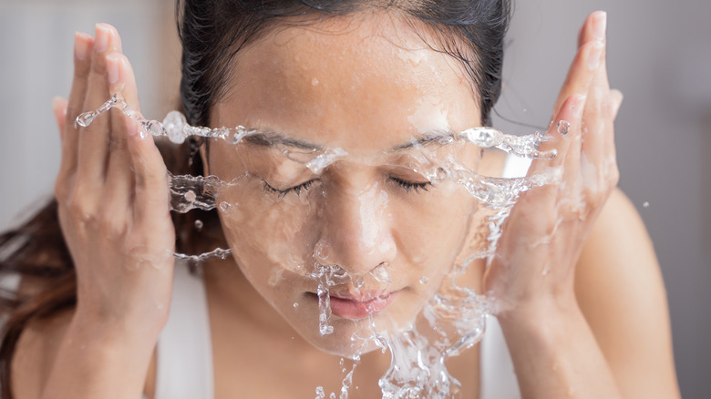 Salt Water Face Wash: The Pros and Cons Unveiled