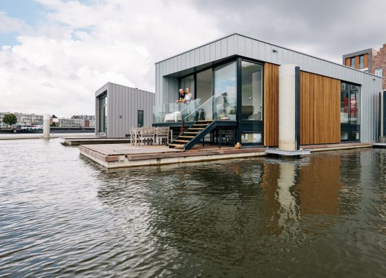 Floating Houses