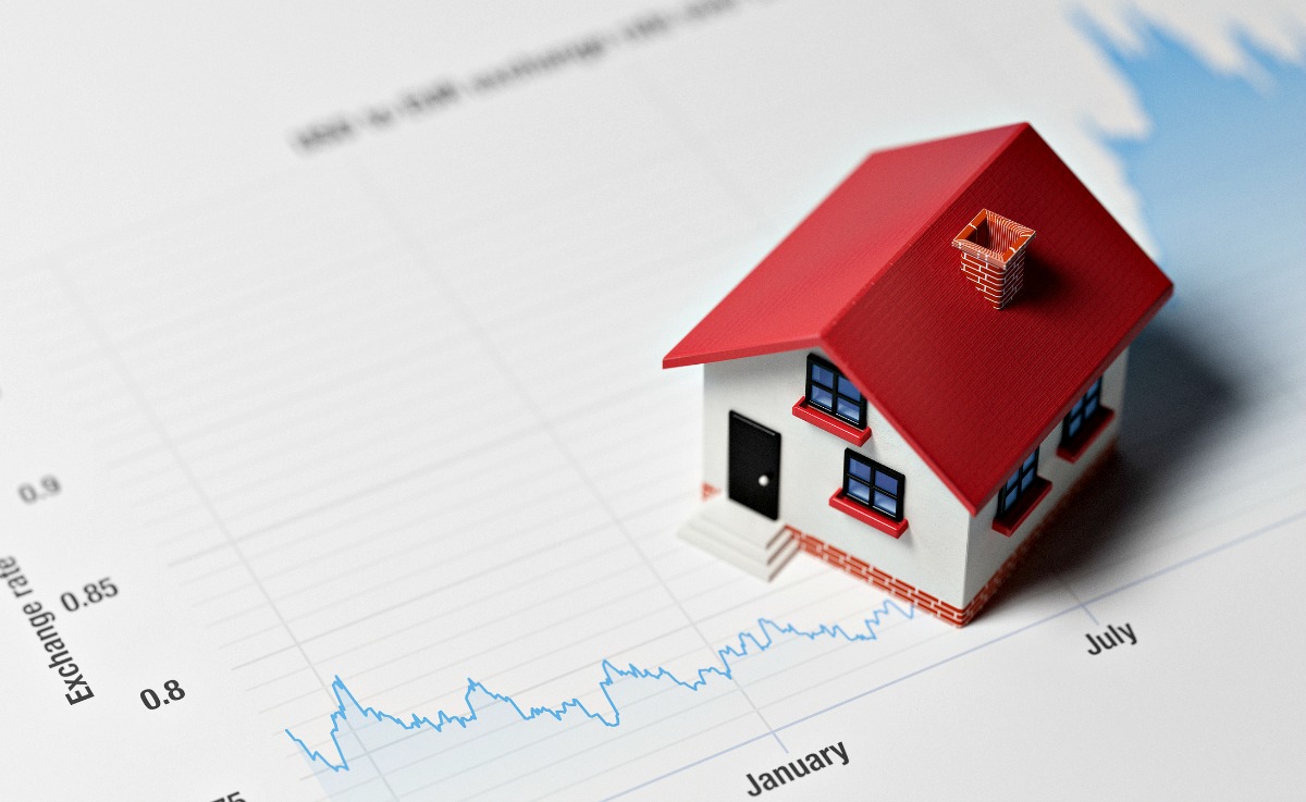 Interest Rates Rise, Weekly Mortgage Demand Flattens