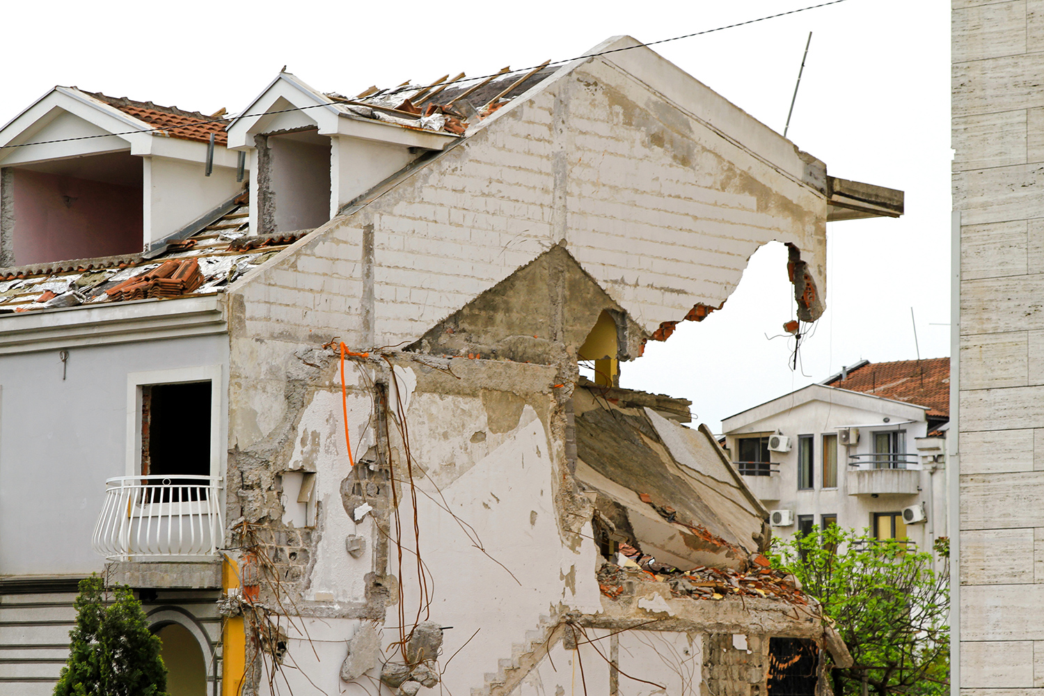 Home Insurance Under Fire: How Natural Disasters Affect Premiums