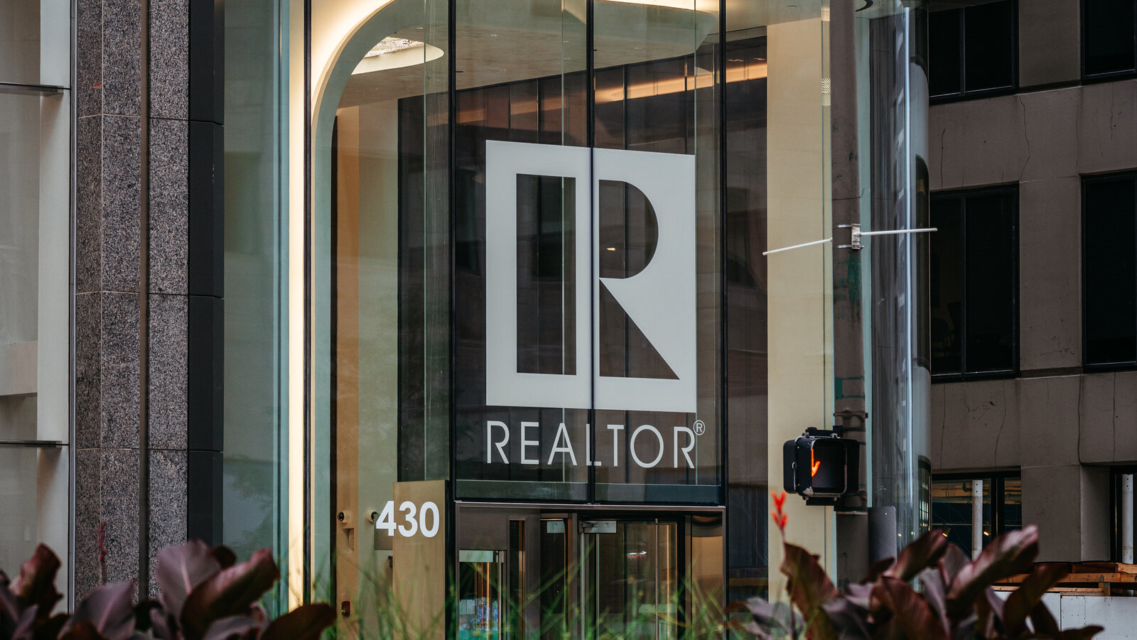 Transition at the Helm: National Association of Realtors CEO Resigns