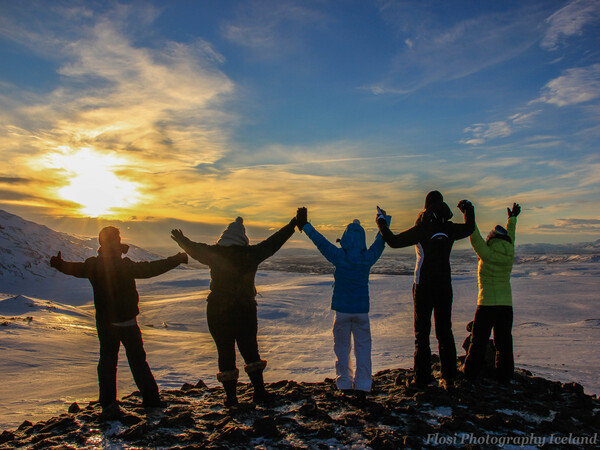 Iceland Unveiled: Crafting Personalized Small Group Tours for Unforgettable Adventures