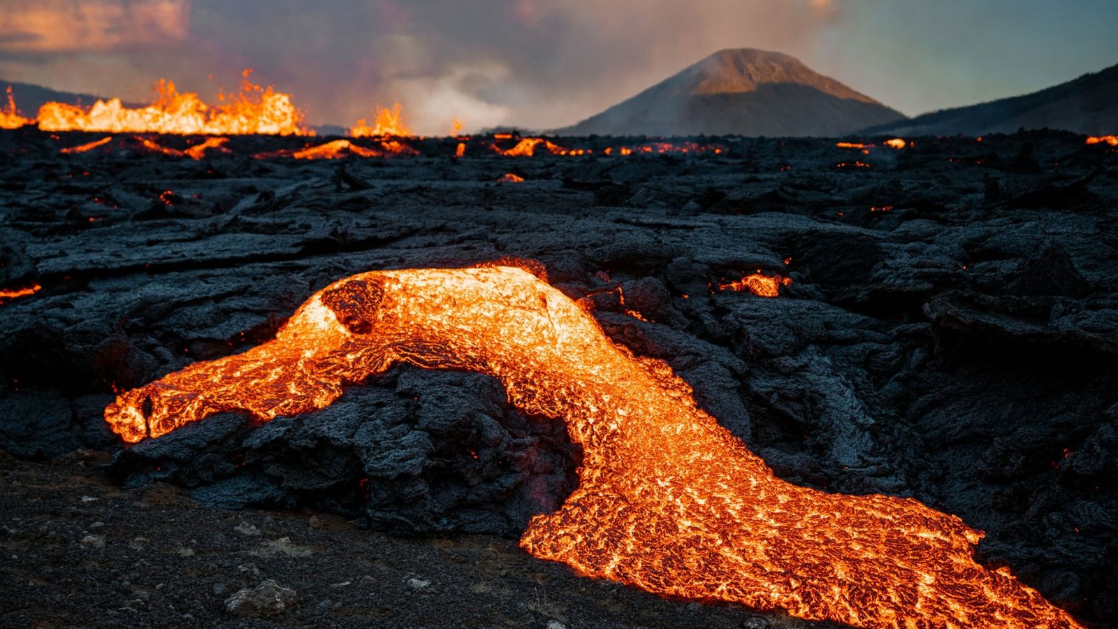 Unveiling Nature’s Theater: Southwestern Iceland’s Epic Volcanic Saga