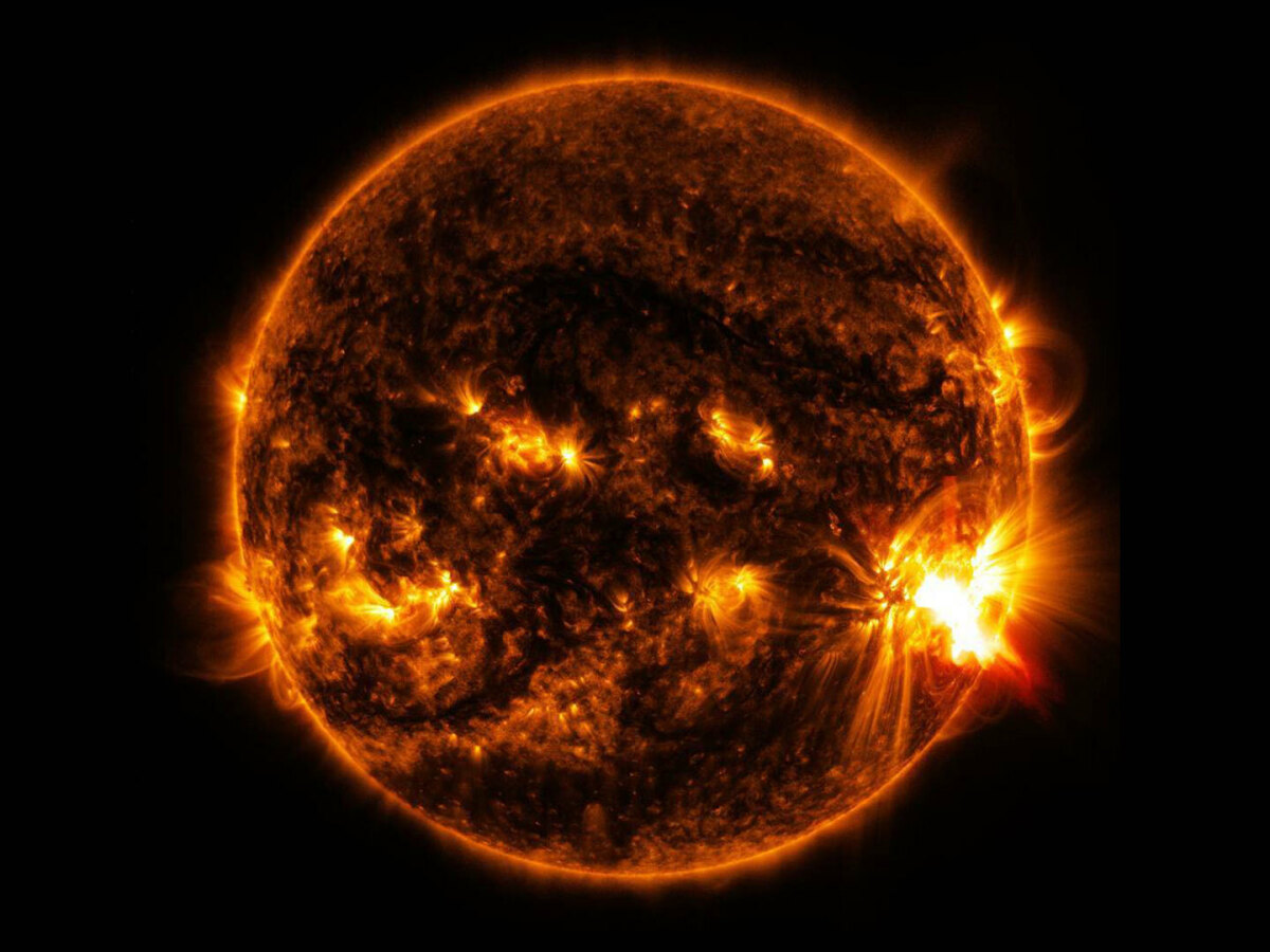 Solar Flare Spectacle: Largest Eruption in Years and Its Impact on Earth’s Radio Signals