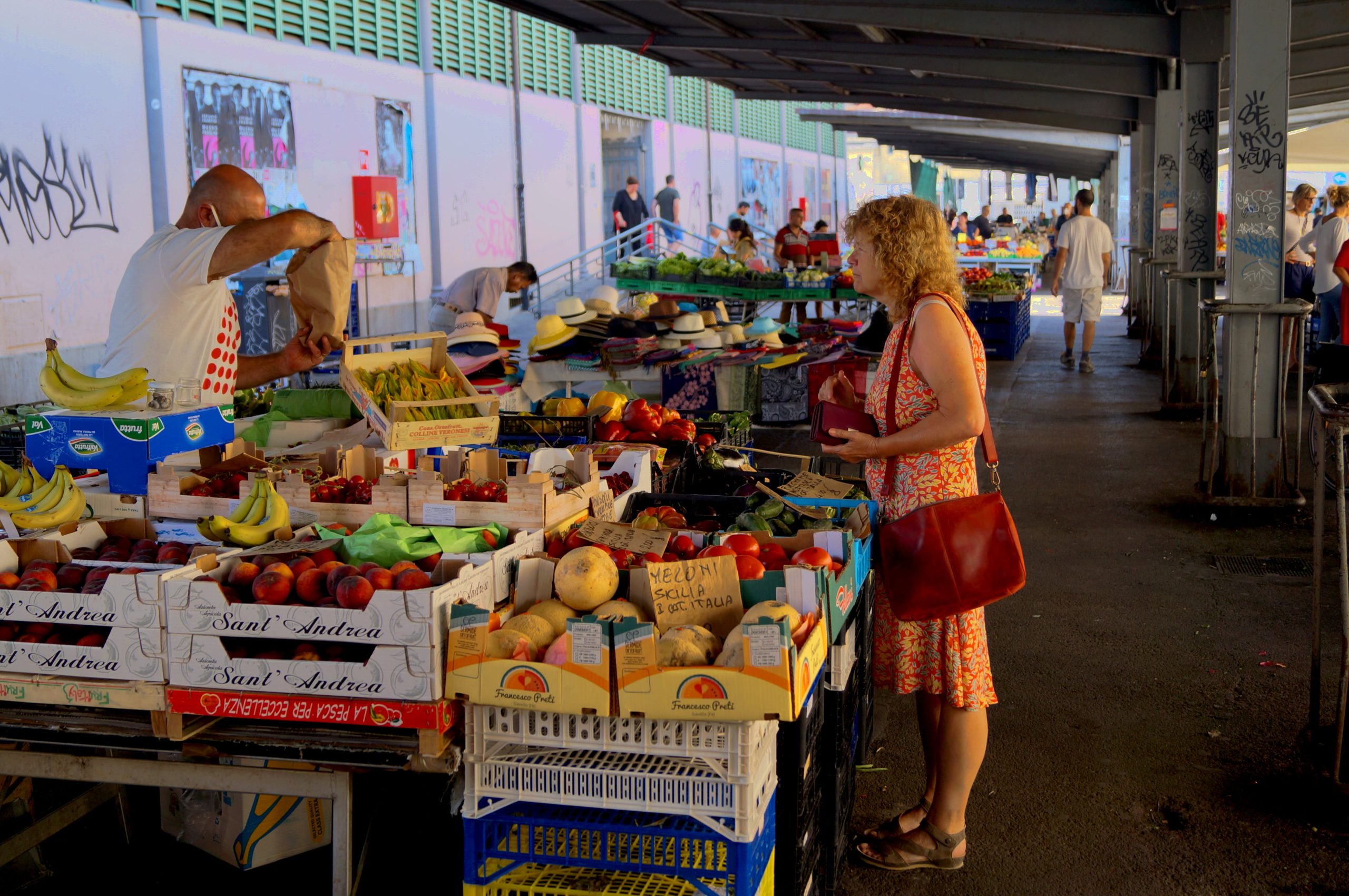 Pre-Cut Produce Navigating the Pitfalls and Perfect Picks