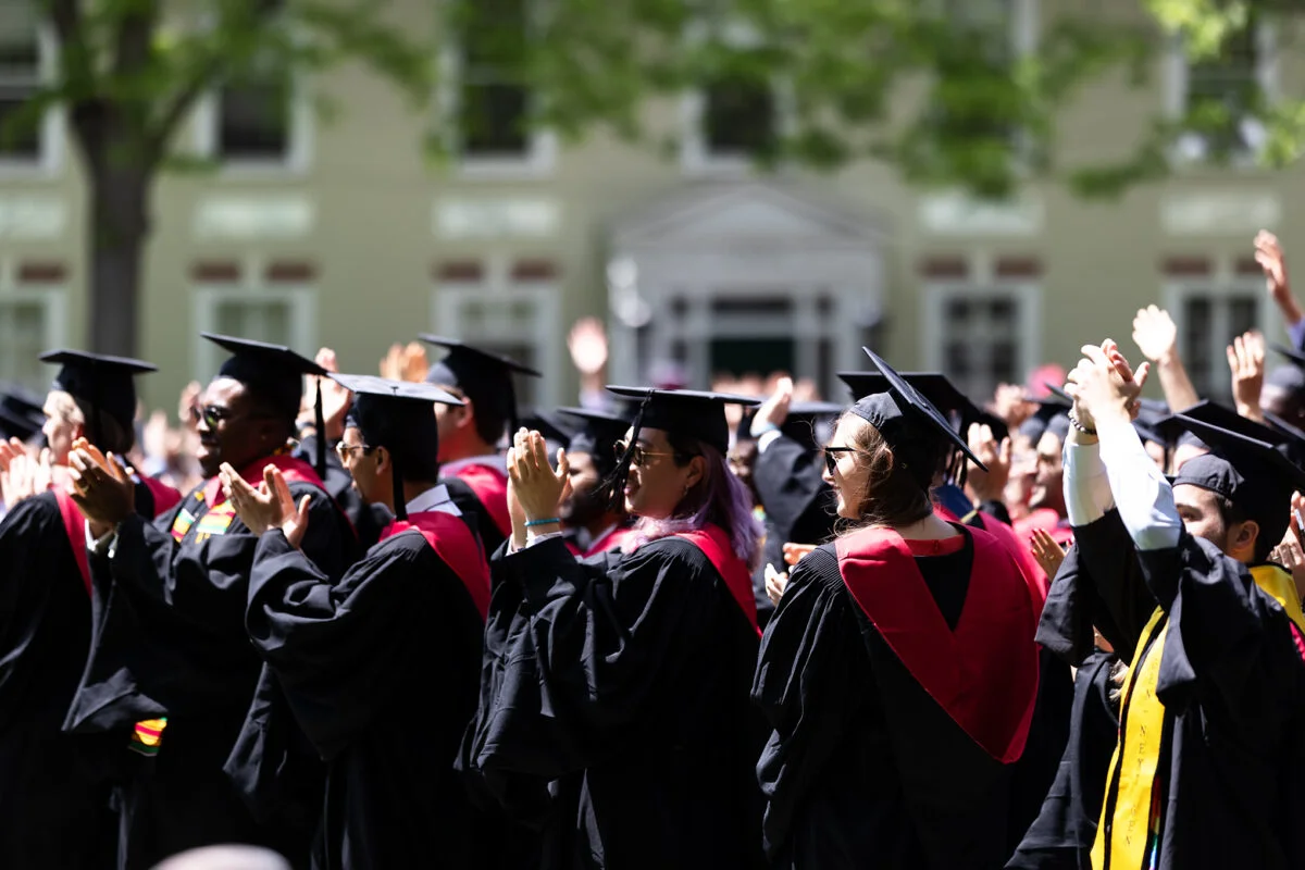 Diversifying Job Search: Alternative Avenues for Harvard MBA Graduates