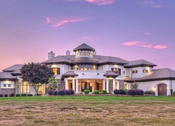 49ers Star McCaffrey Lists His Last North Carolina Property