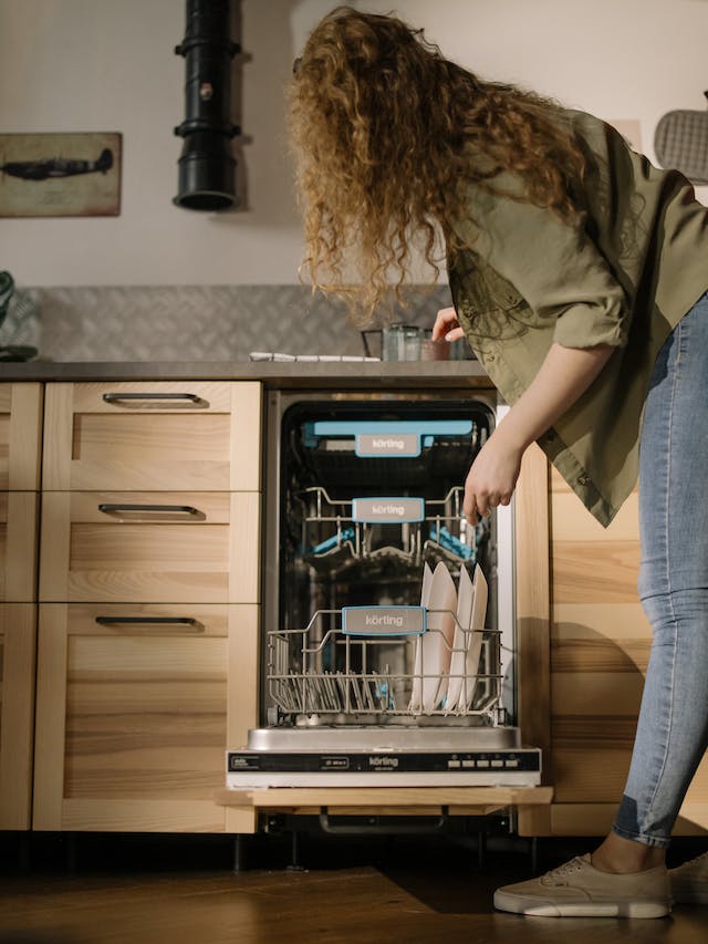 Mastering Dishwasher Detox for Spotless Results