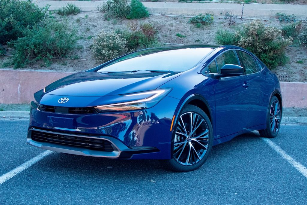 Tomorrow's Drive 2024 Toyota Prius Prime Review, Pricing, Specs