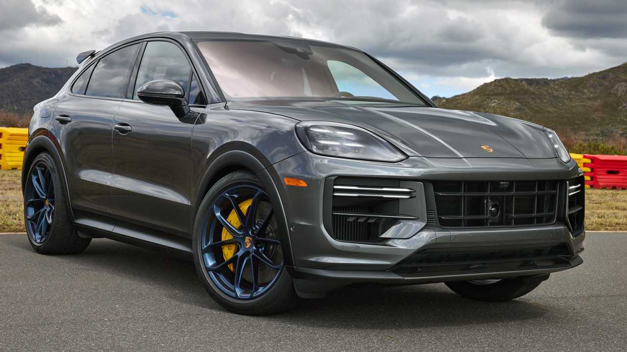 2024 Porsche Cayenne: Review, Pricing, and Specs