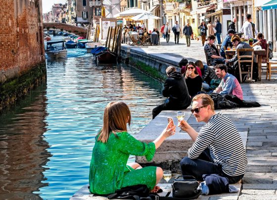 Canal Quest A Family's Voyage Through Venice's Waterways