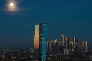 ECB loss rising interest costs