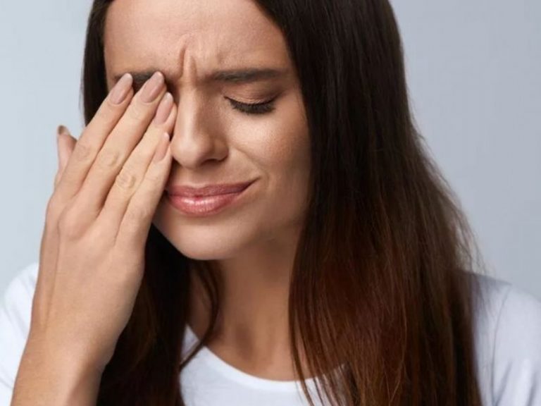 Eye Twitching Unraveled: What’s Behind the Blinking Spasms?