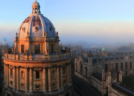 Oxford University fossil fuel investments controversy