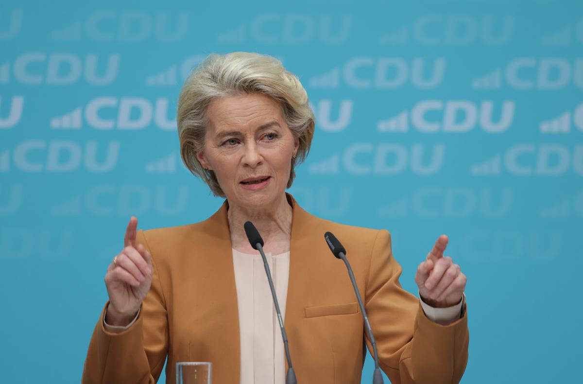 Von der Leyen Launches Campaign for Second Term in Brussels