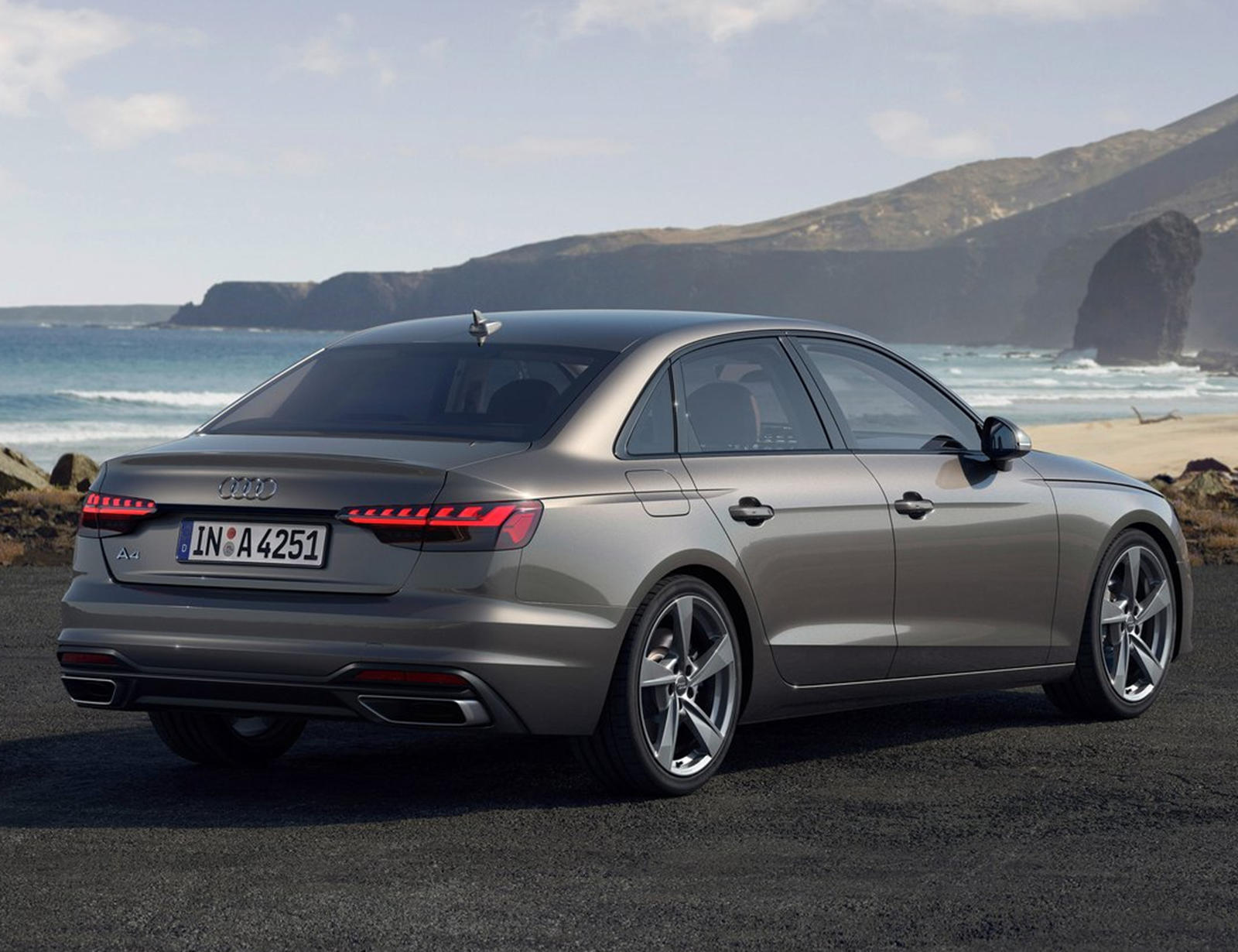 Audi A4 2.0T Premium: Where Performance Meets Prestige