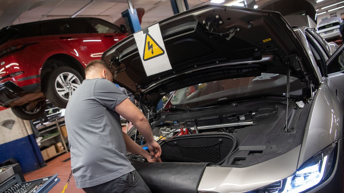 Car Maintenance Mastery: Expert Advice for Every Driver