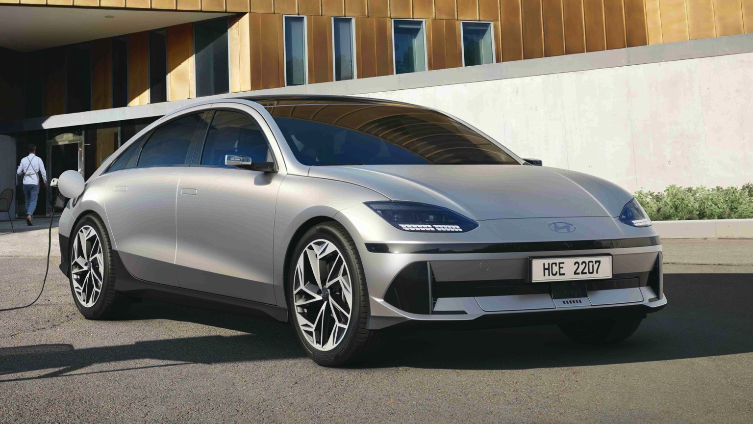 2024 Hyundai Ioniq 6: Driving Towards a Greener Tomorrow