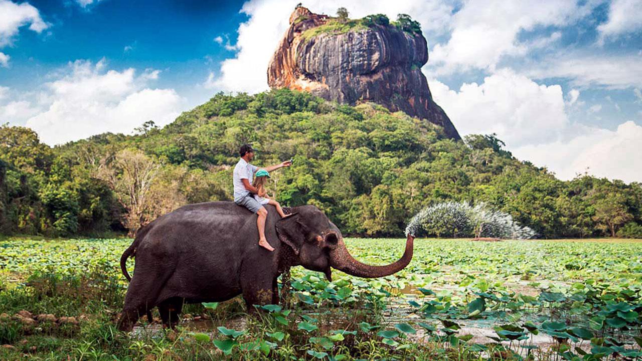 Explore Sri Lanka’s Cultural Splendor Island’s rich Beauty