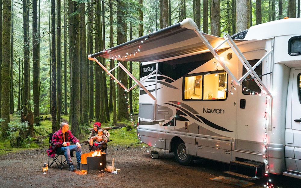 Life on the Road: Full-Time RV Insurance Tailored Solutions