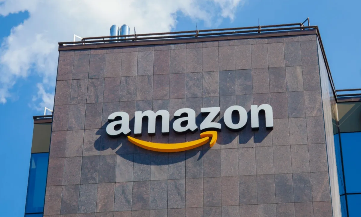 Amazon’s Success: A Comprehensive Analysis of its Disruptive Business