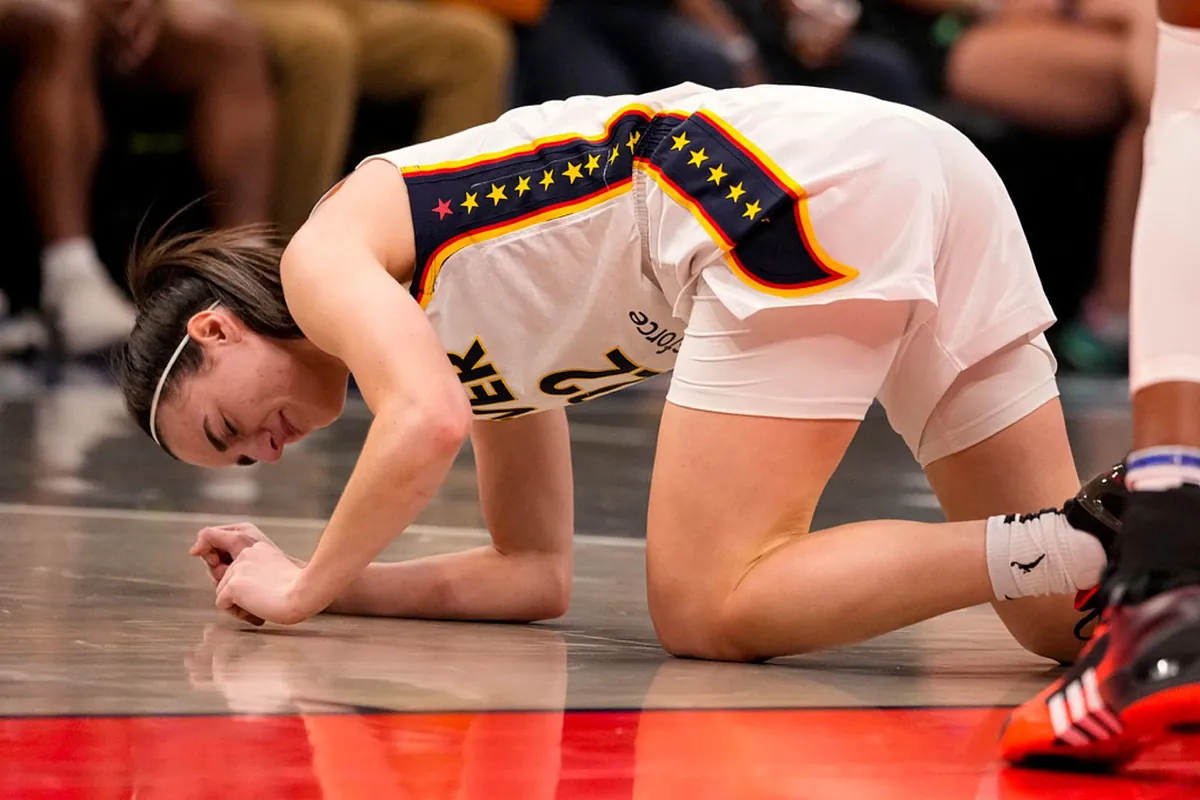 Heroic Effort: Caitlin Clark Battles Ankle Injury in Fever’s Loss to Connecticut Sun