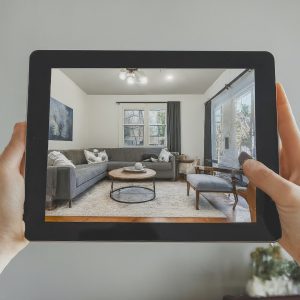 Gone are the Days: Tech Streamlines Real Estate Deals (and Saves You Time!)