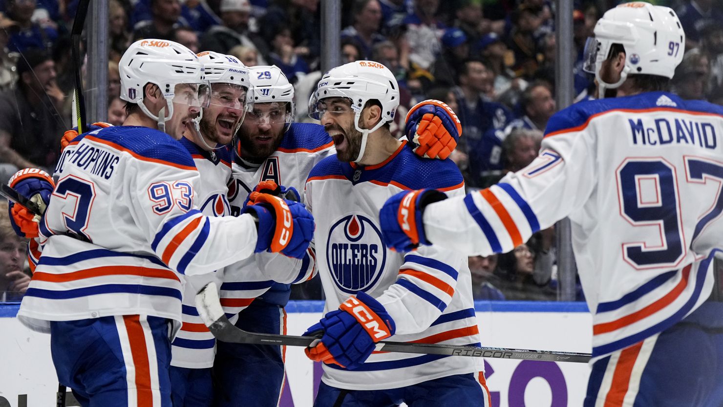 Edmonton Oilers Eliminate Vancouver Canucks in Game 7 Thriller