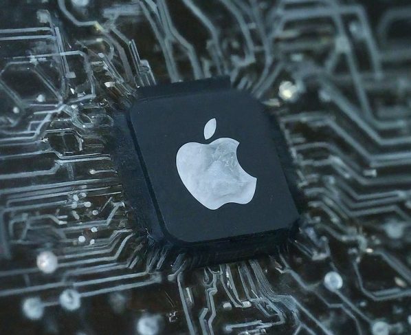 Apple's 4M AI Model: Transforming Machine Learning