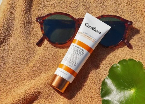 Centella Sunscreen: Natural Skin Protection
