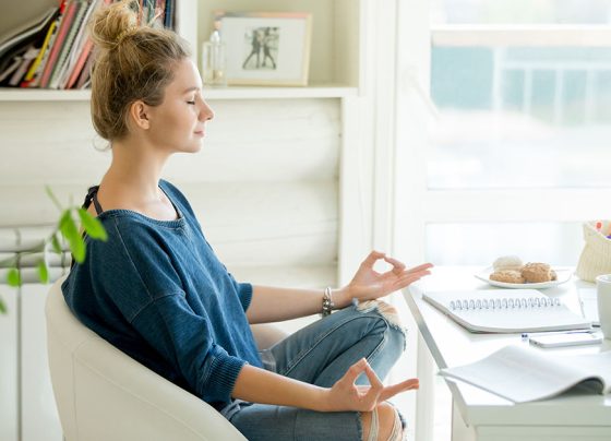 Trends in Mindful Living: Being Present in Daily Life