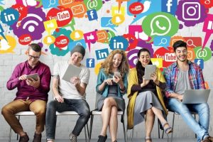 Social Media in Shaping Pop Culture Trends