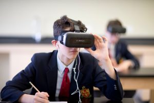 How Virtual Reality is Changing Education