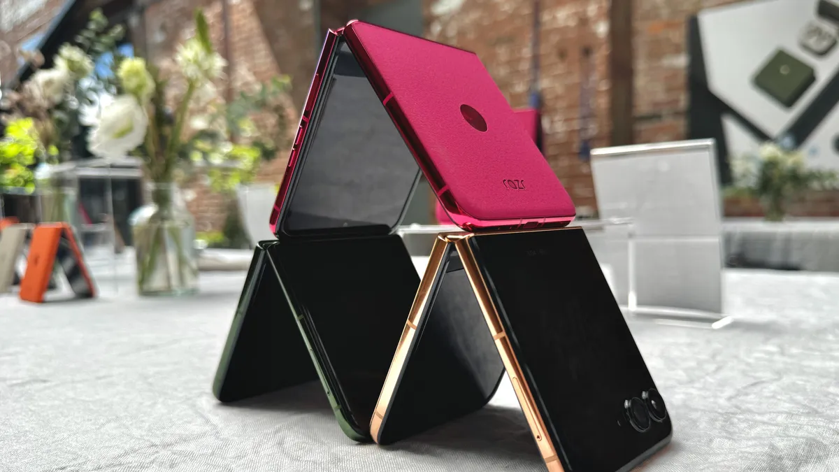 Latest Developments in Foldable Phones