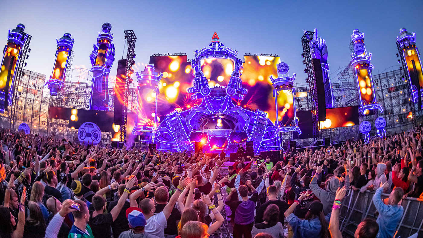 The Future of Music Festivals: Trends and Innovations