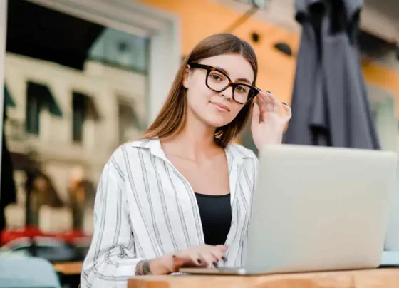 How to Stay Healthy While Working a High-Stress Job