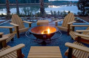 How to Create a Relaxing Firepit Space