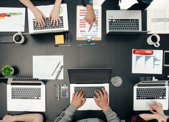 Healthy Tech Habits: Using Devices Without Feeling Drained