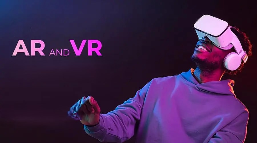 Immersive Dining: AR and VR Changing How We Eat Out