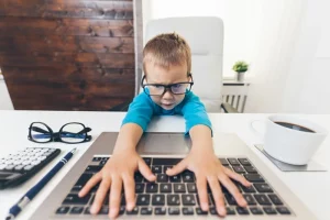Healthy Tech Habits: Using Devices Without Feeling Drained